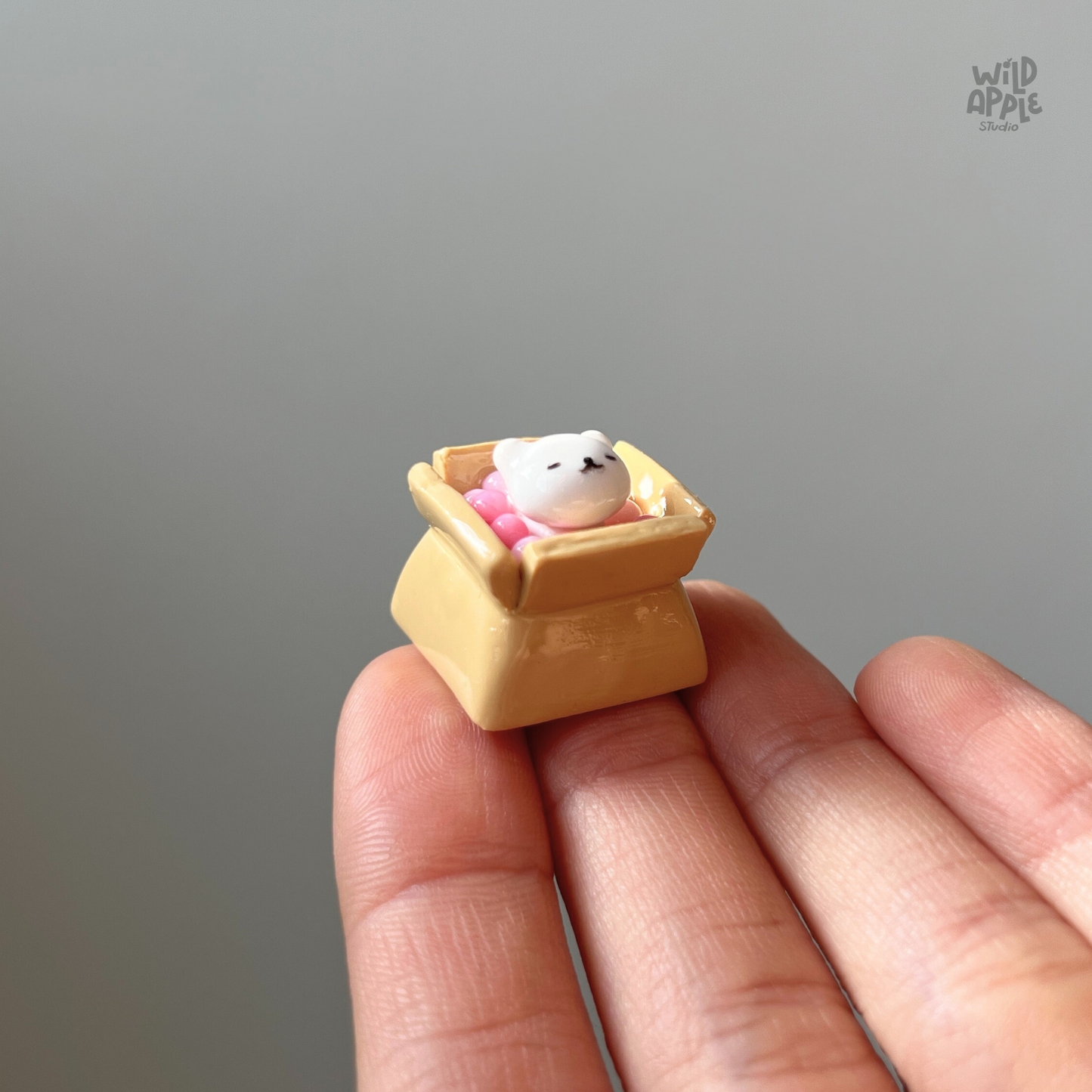 Happy Cat in a Box Keycap