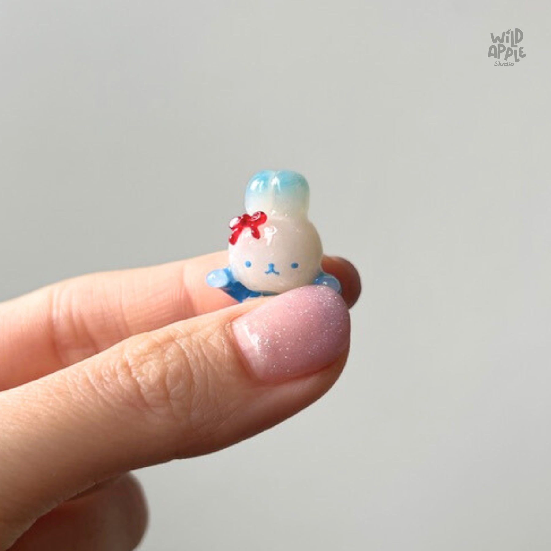 Baby White Rabbit Candy Hipper Charm